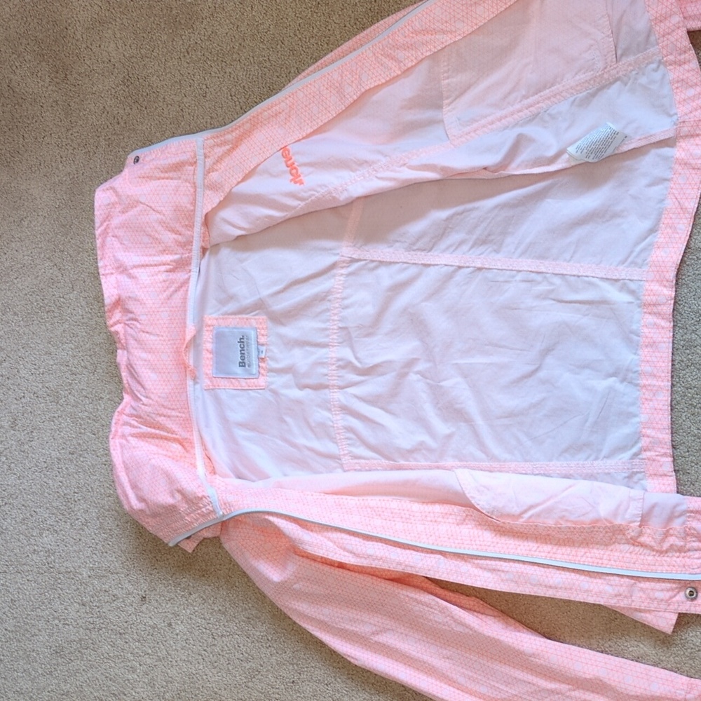 Women's BENCH windbreaker jacket with a hood size XS - S Says M runs very small! - Picture 14 of 16